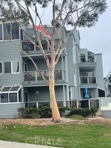 220 The Vlg Unit 201, Redondo Beach, CA, 90277