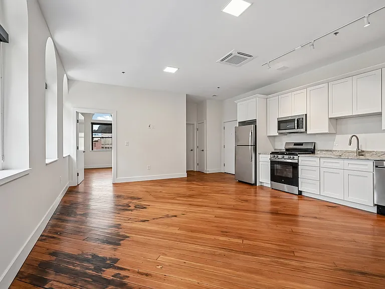 Lauderdale Lofts — Photo 12