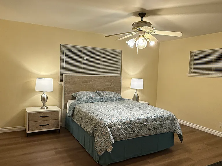 MASTER ROOM #4