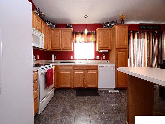 5th image of 5315 S 191st Ave