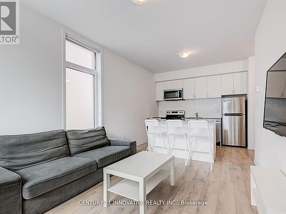 2nd image of 1720 Simcoe St N #16