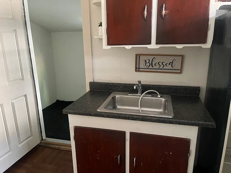 202 Weyl St #UP — Photo 8