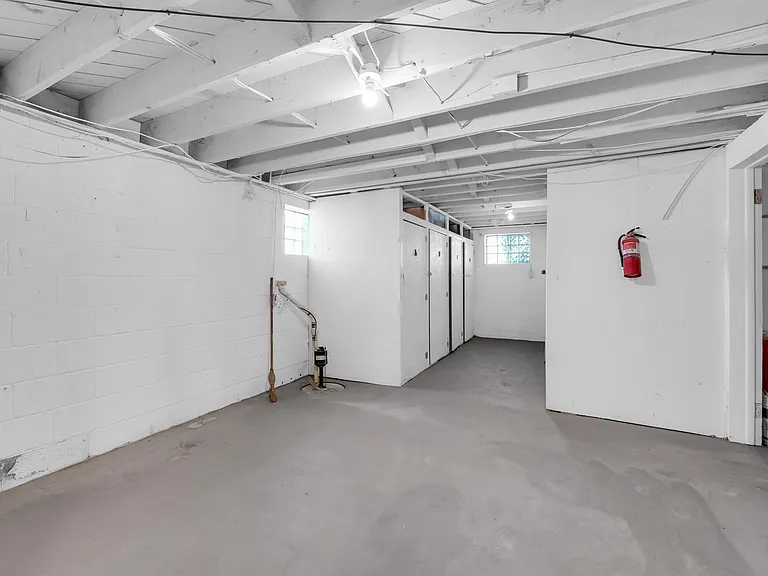 50 Virginia Dr #6 — Photo 10