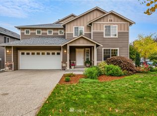 423 Barry Loop, Mount Vernon, WA 98274