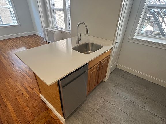 2nd image of 36 Park Dr #16