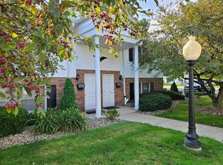 135 W Satin St APT 10, Jefferson, OH 44047