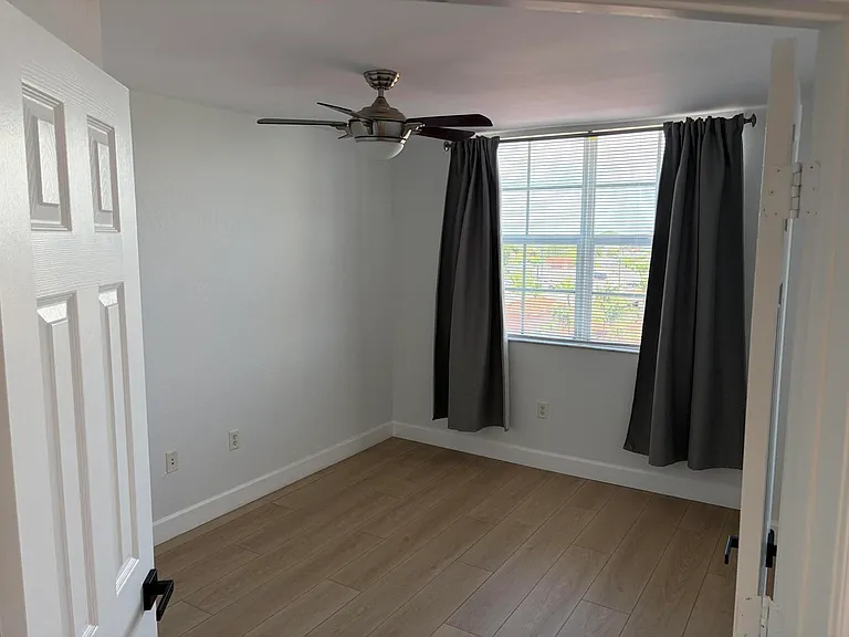 1801 N Flagler Dr #824 — Photo 9