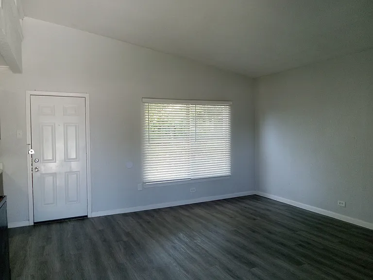 3248 Cato Blvd — Photo 10