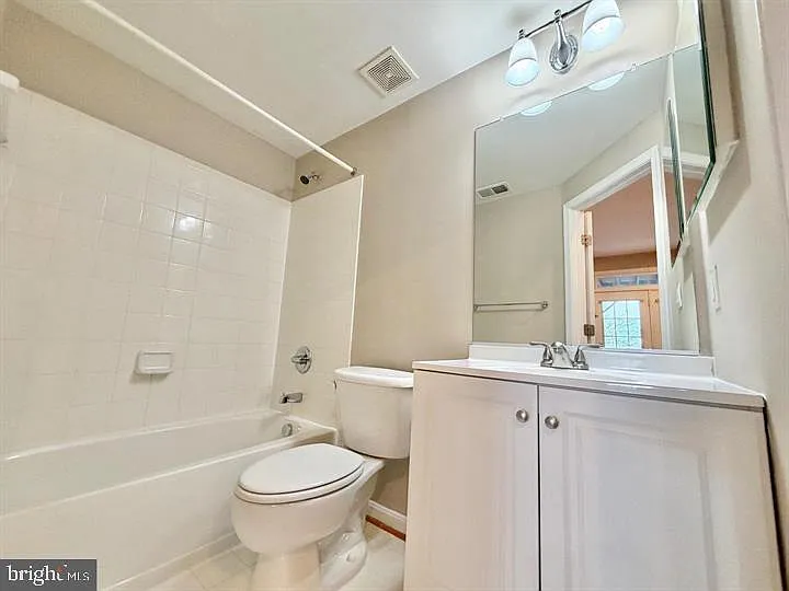 16325 Flotsam Ln — Photo 37
