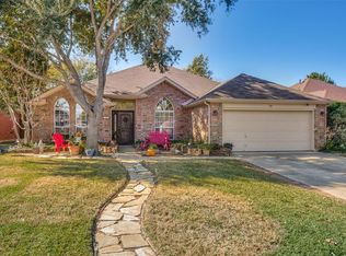 713 River Oak Way, Lake Dallas, TX 75065