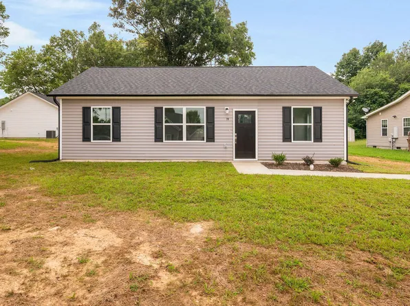 19 Southern Village Dr, Roxboro, NC 27573