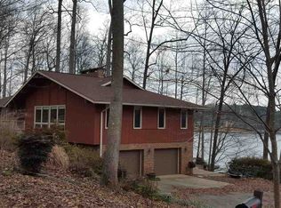 510 Hillandale Rd, Seneca, SC 29672