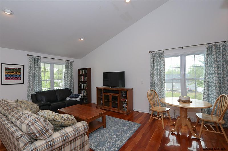 2nd image of 109 ECCLES Drive