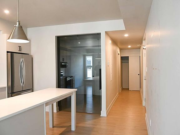 2nd image of 260 Armstrong St #203