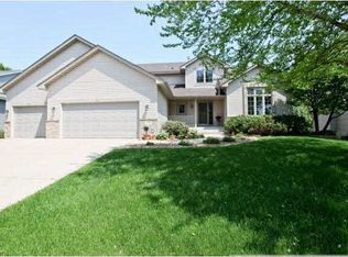 4116 Edinbrook Ter, Minneapolis, MN 55443