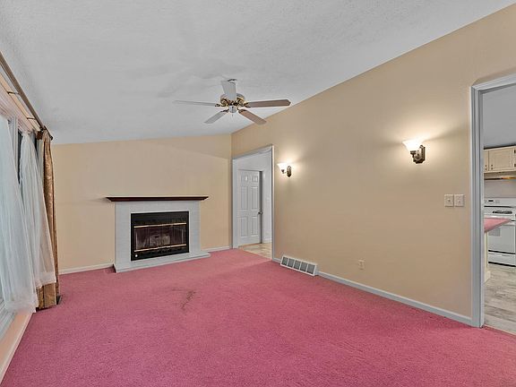 3rd image of 9315 N Shore Dr