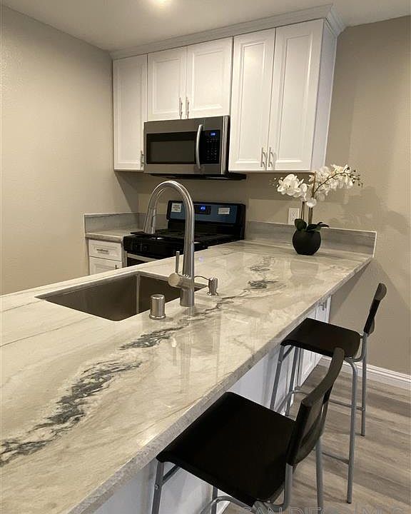 1st image of 227 50th St APT 14