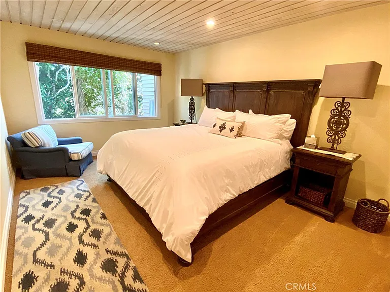 1137 Marine Dr — Photo 21