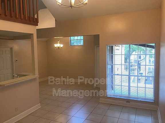 2nd image of 620 Glenwood Ct APT 78