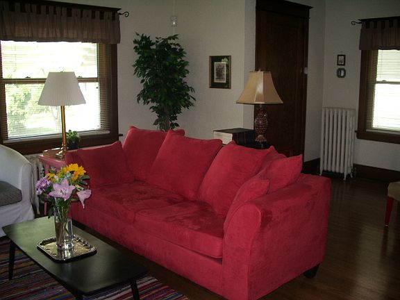 Living Room 14 x 22'8"