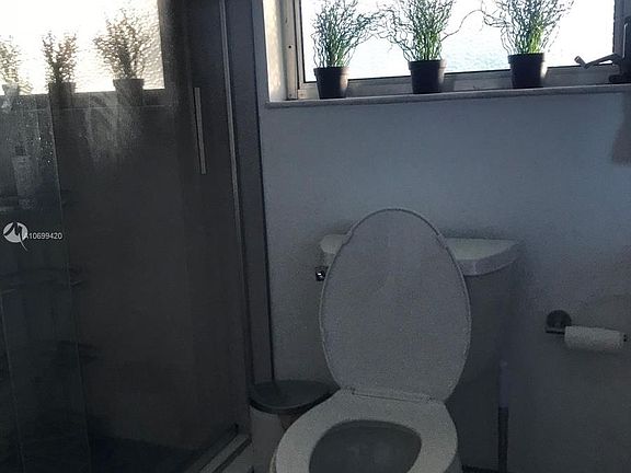 5th image of 4200 Oaks Ter APT 206
