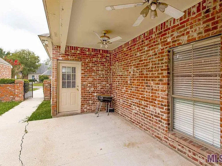 10418 Springridge Ave — Photo 18