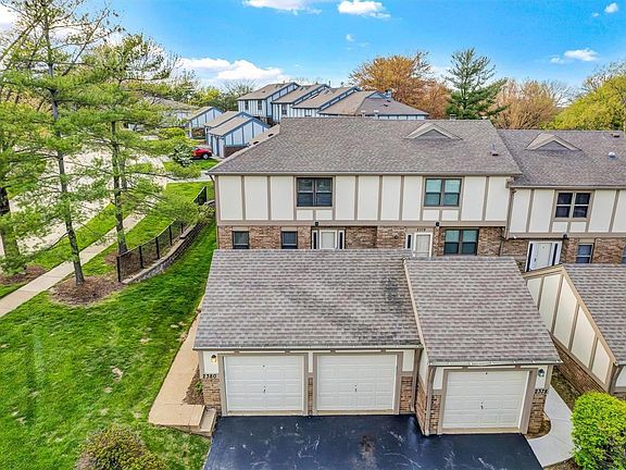 3rd image of 2380 Seven Pines Dr