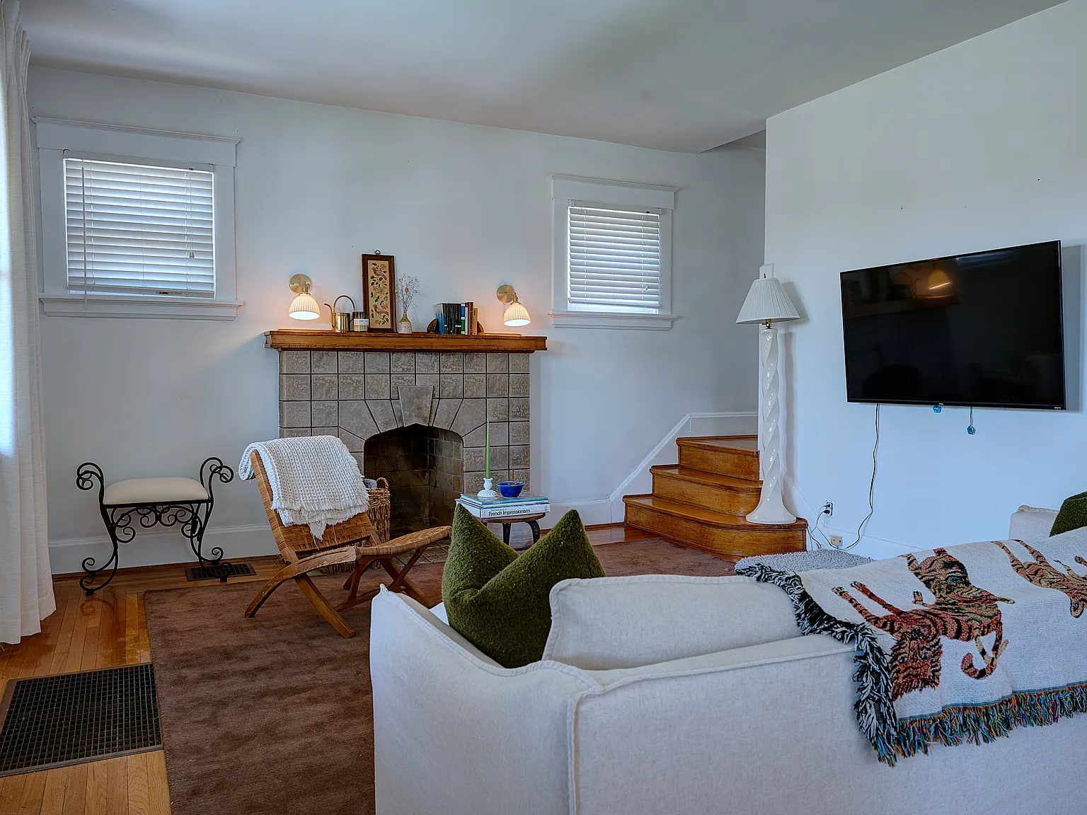 4 bed, 1713 sqft, $3,200 — Photo 4