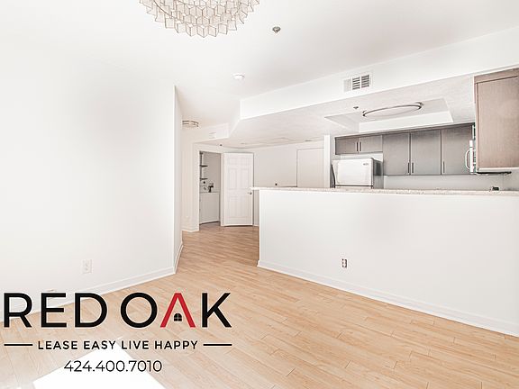 2nd image of 939 Palm Ave APT 304