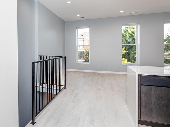 5th image of 2432 W Warren Blvd Penthouse 3