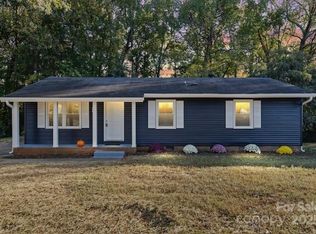 6134 Mayridge Dr, Charlotte, NC 28215