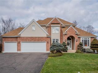 21 Westmont Rd, Wethersfield, CT 06109