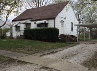 109 N Cherry St, Lamoni, IA 50140