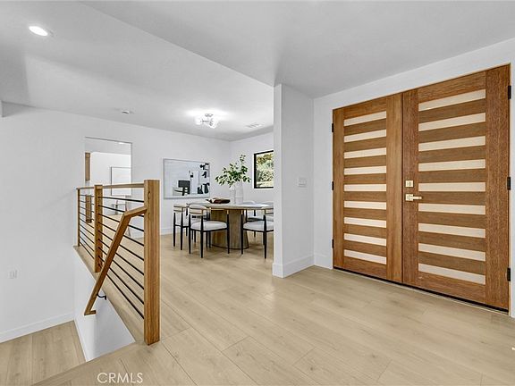 4th image of 2973 Lakeview Way