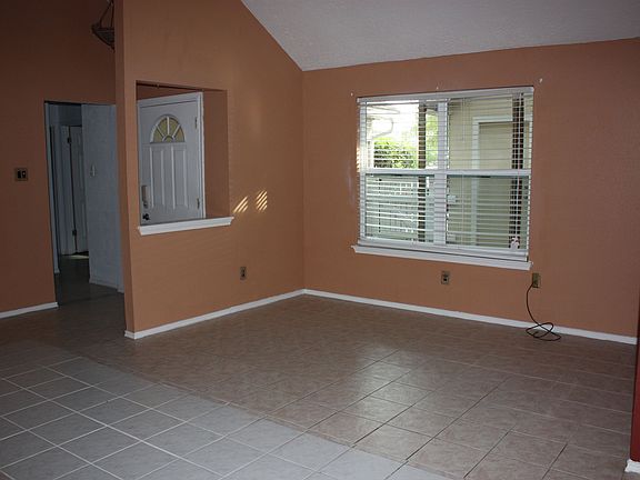 3rd image of 16827 Man O War Ln