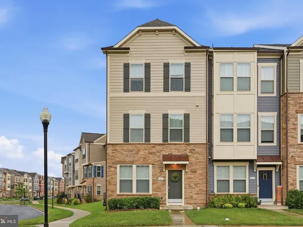 9021 Shady Pines Dr, Urbana, MD 21704