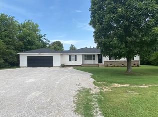 1305 E New Hope Rd, Rogers, AR 72758