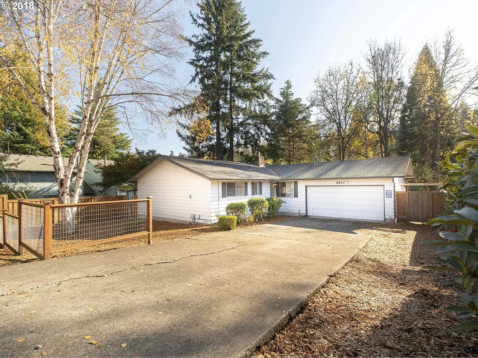 8510 SW Alden St photo 1