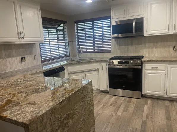 44808 12th St W, Lancaster, CA 93534
