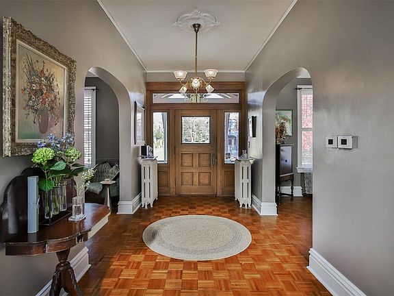 5th image of 3134 Longfellow Blvd