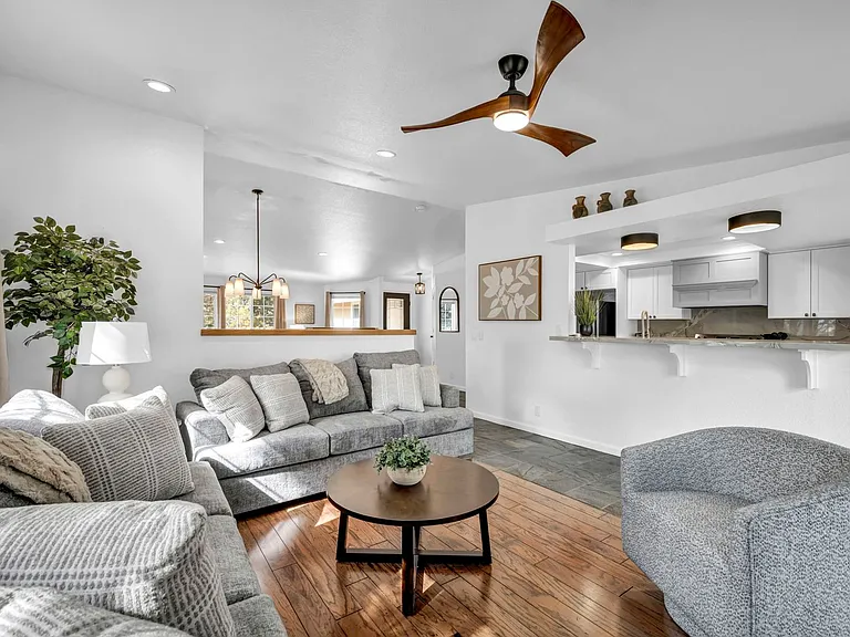 11680 Campo Rico Ln — Photo 15