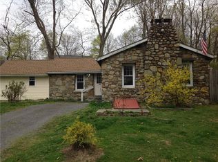 23 Jacqueline St, New Windsor, NY 12553