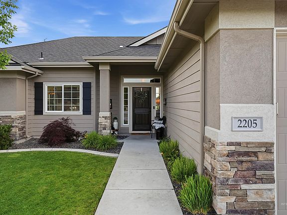 4th image of 2205 S Herron Dr