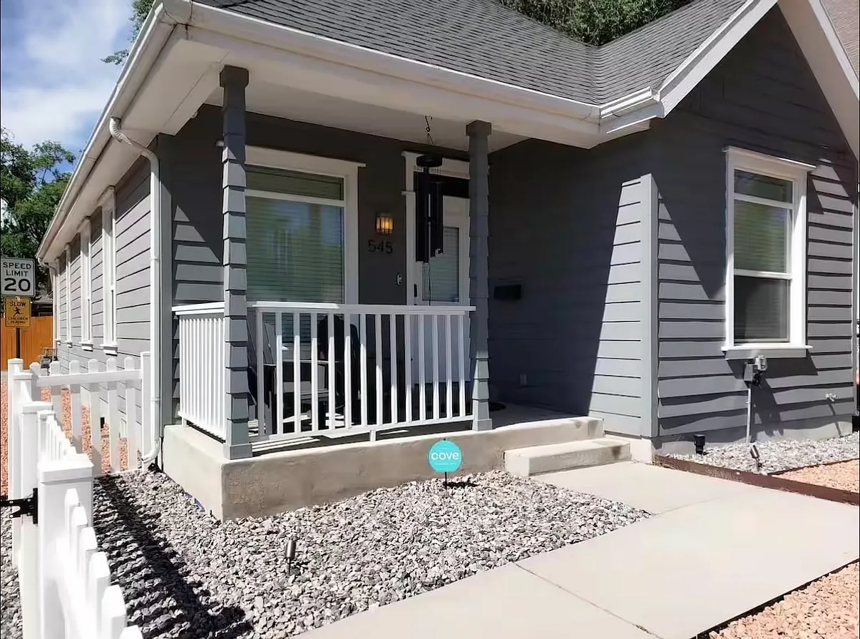 3 bed, 1168 sqft, $2,900 — Photo 2
