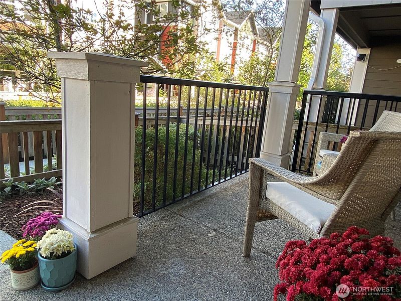 4th image of 3430 SW Graham Street #903