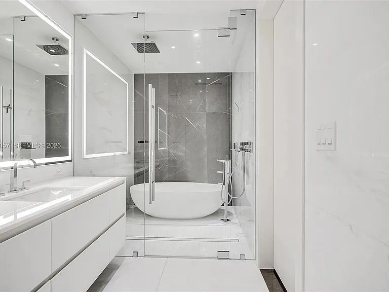 300 Biscayne Boulevard Way #505C — Photo 10