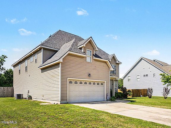 2nd image of 88 Shepard Drive