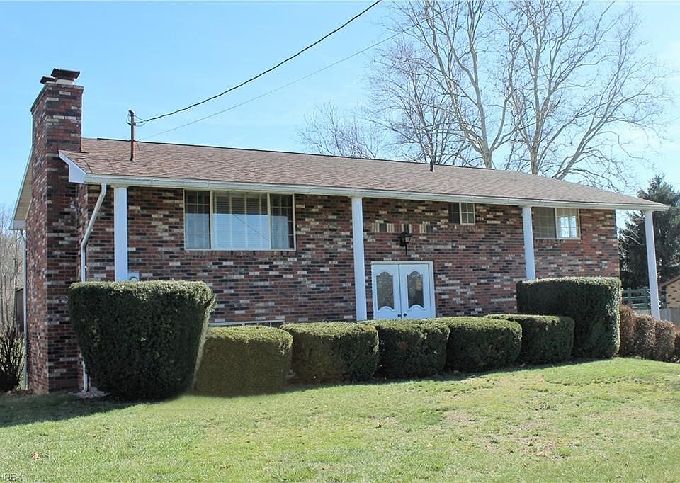 Welcome to 2 Woodland Drive, Williamstown