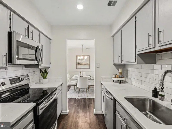 3450 Summit Ct NE #3450, Washington, DC 20018