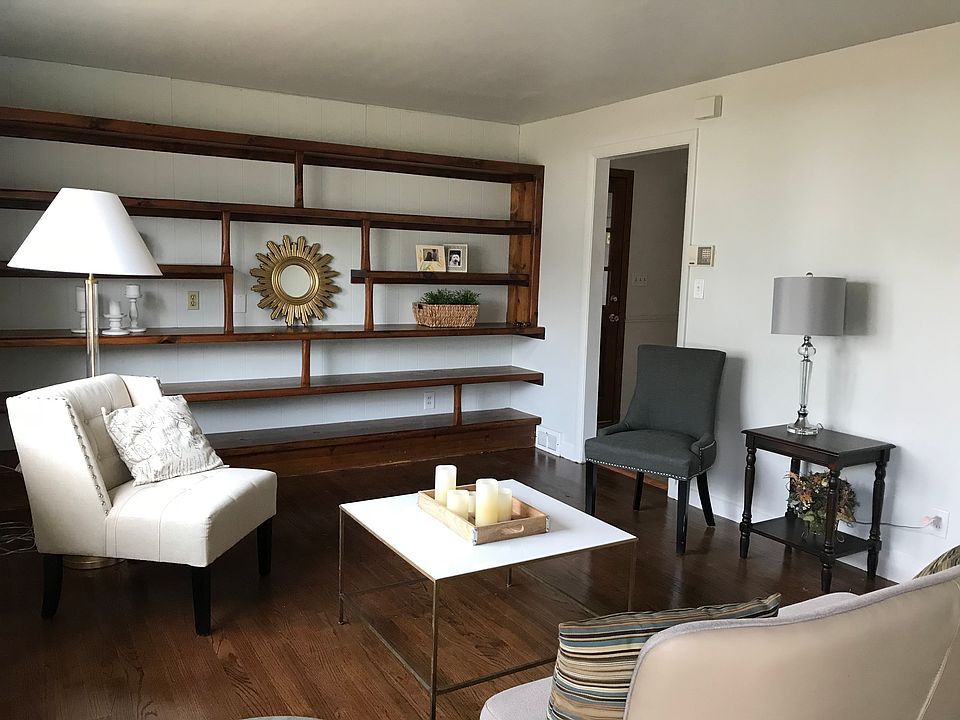 Living room is inviting!